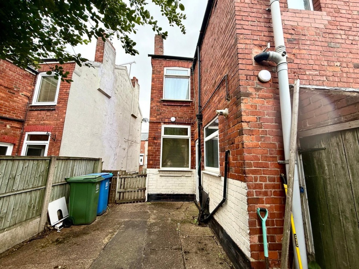 Victoria Street , Mansfield, Nottinghamshire
