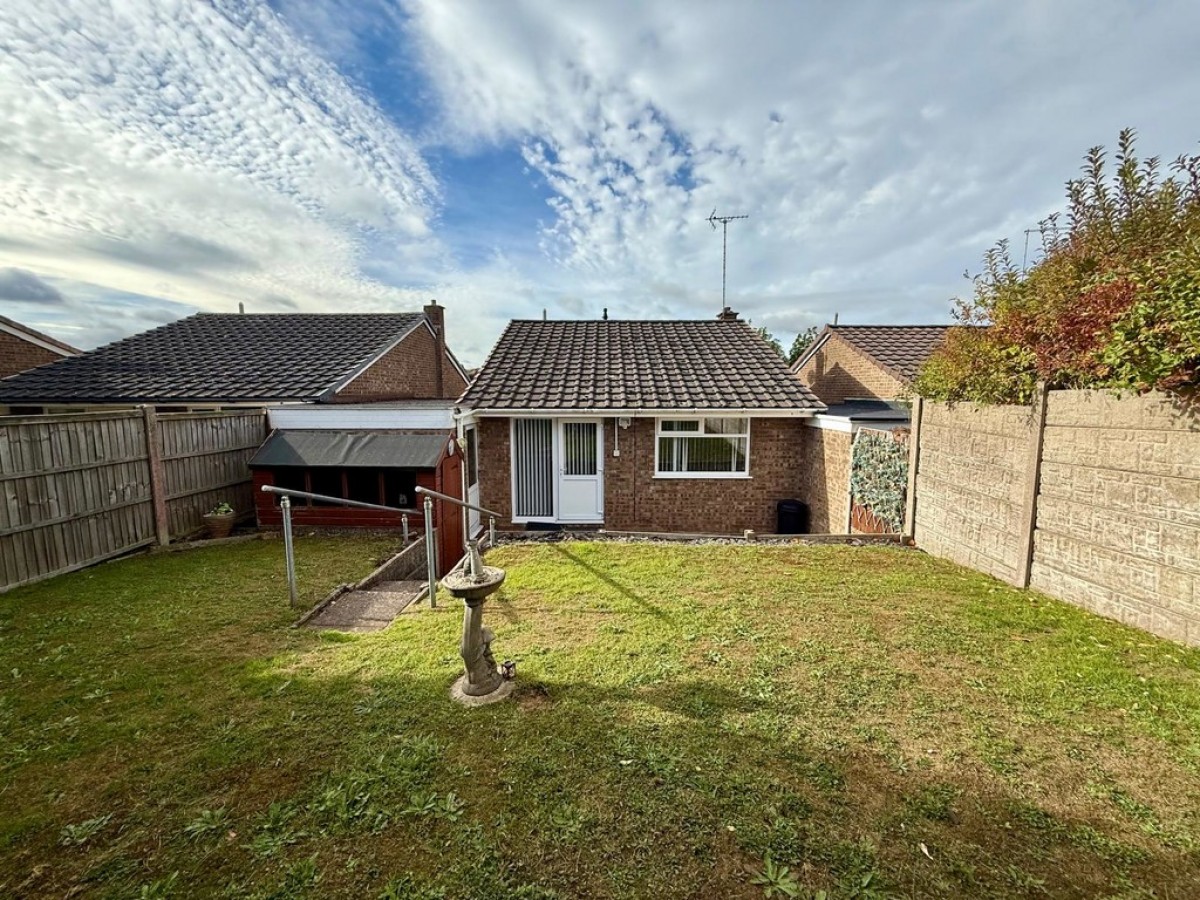 St Peters Drive, Rainworth