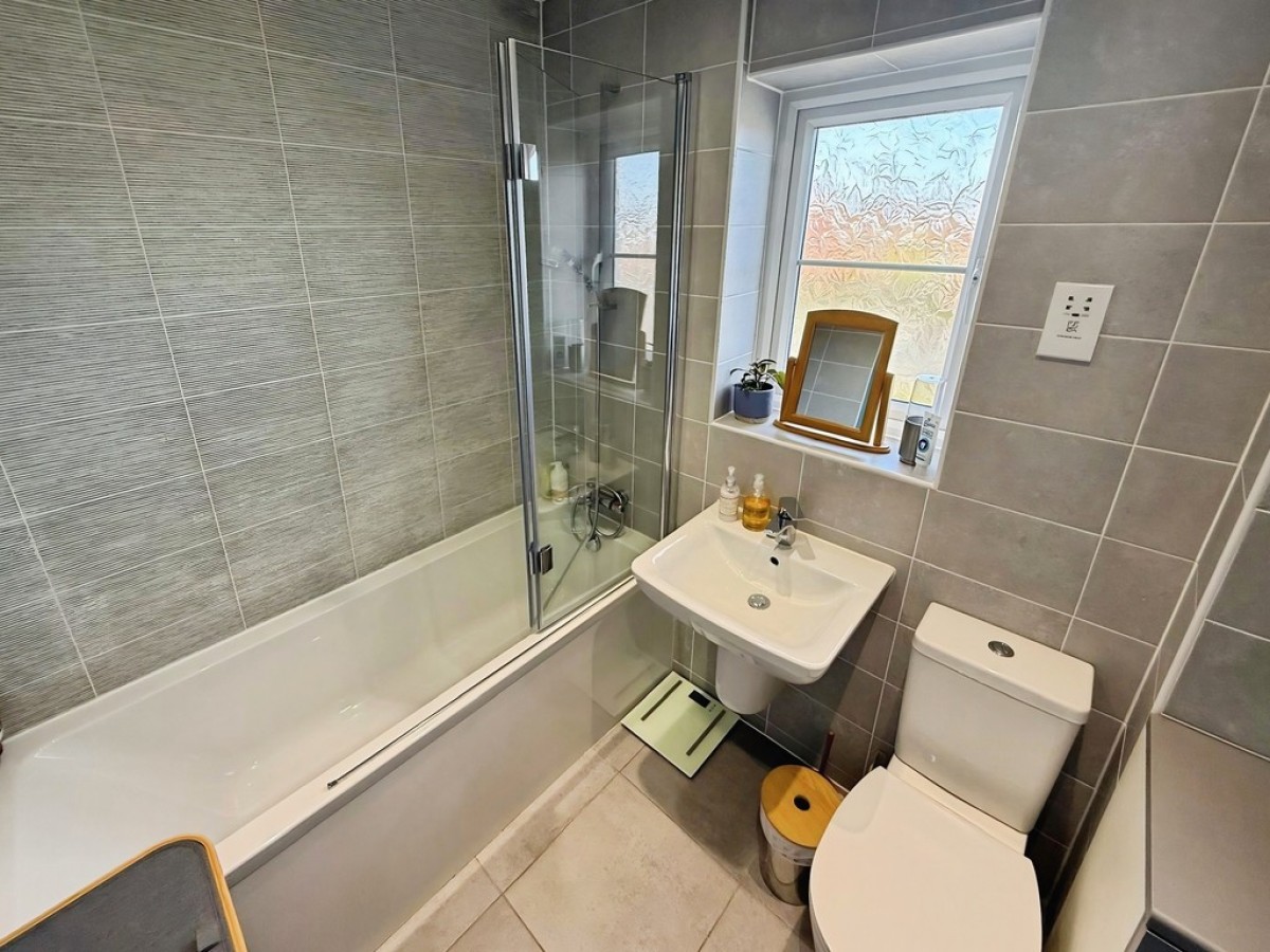 Rosebay Gardens, Clipstone, Mansfield