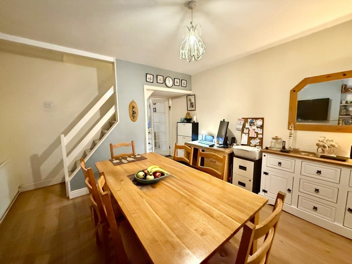 Montague Street, Mansfield