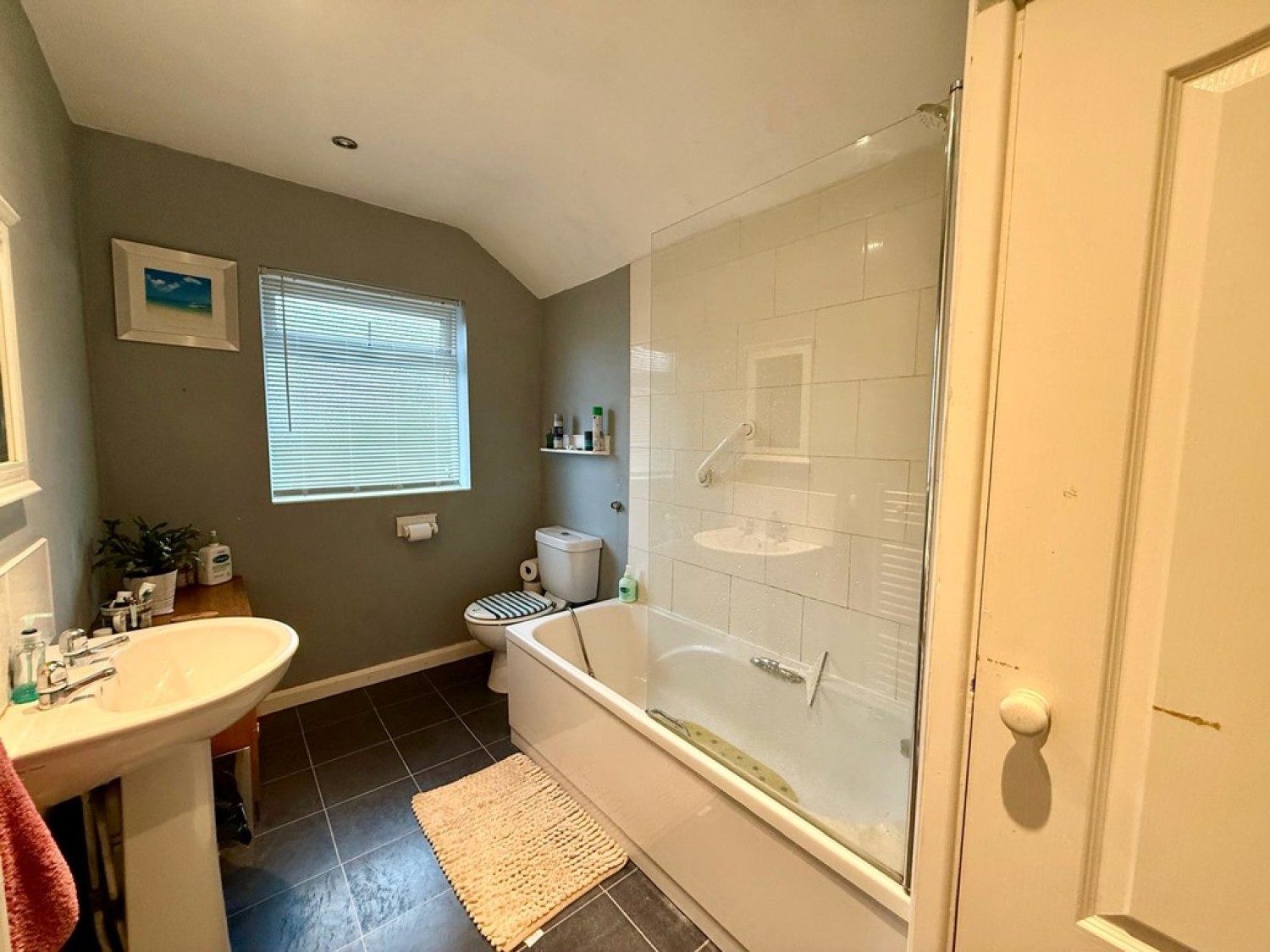 Montague Street, Mansfield