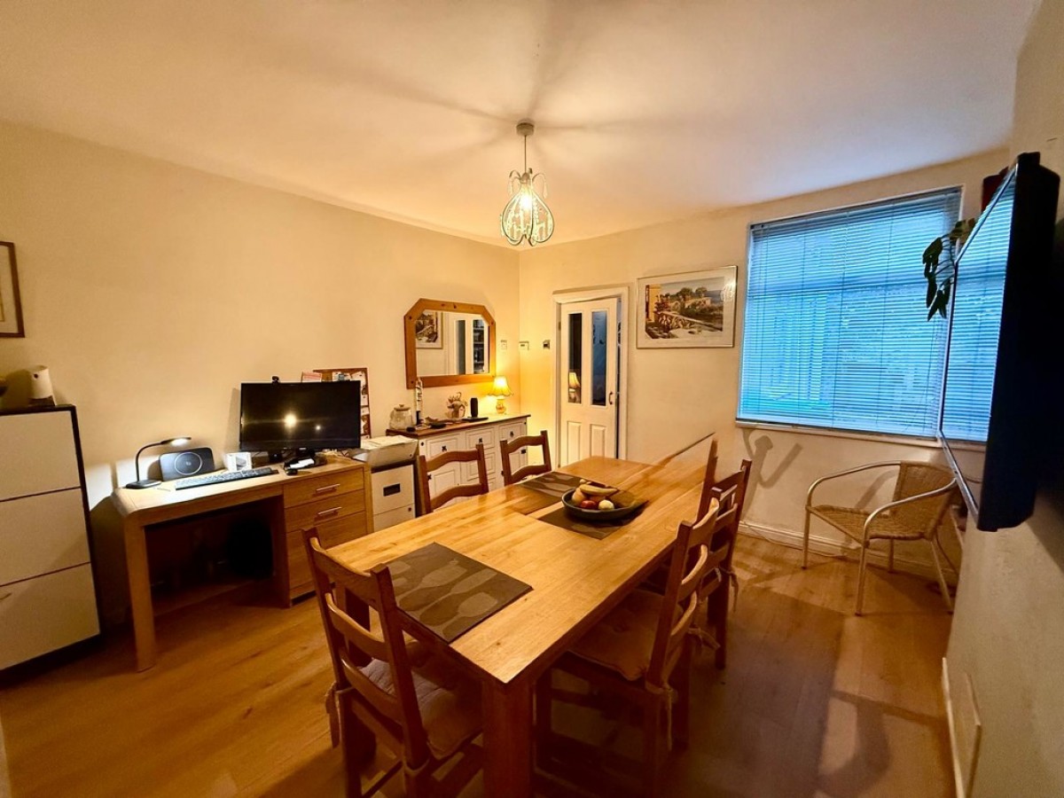 Montague Street, Mansfield