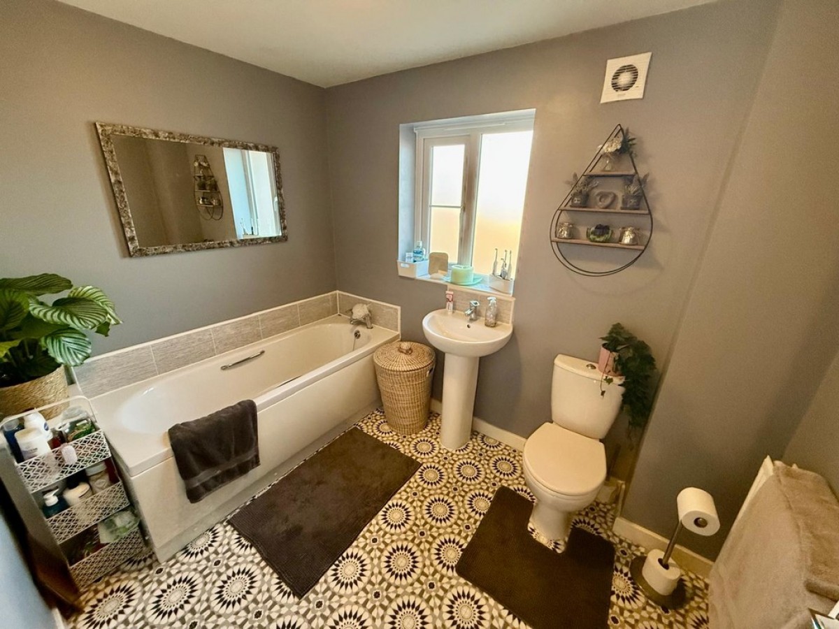 Bilberry Drive, Shirebrook, Mansfield