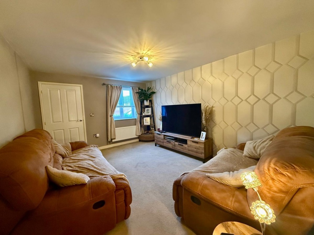 Bilberry Drive, Shirebrook, Mansfield