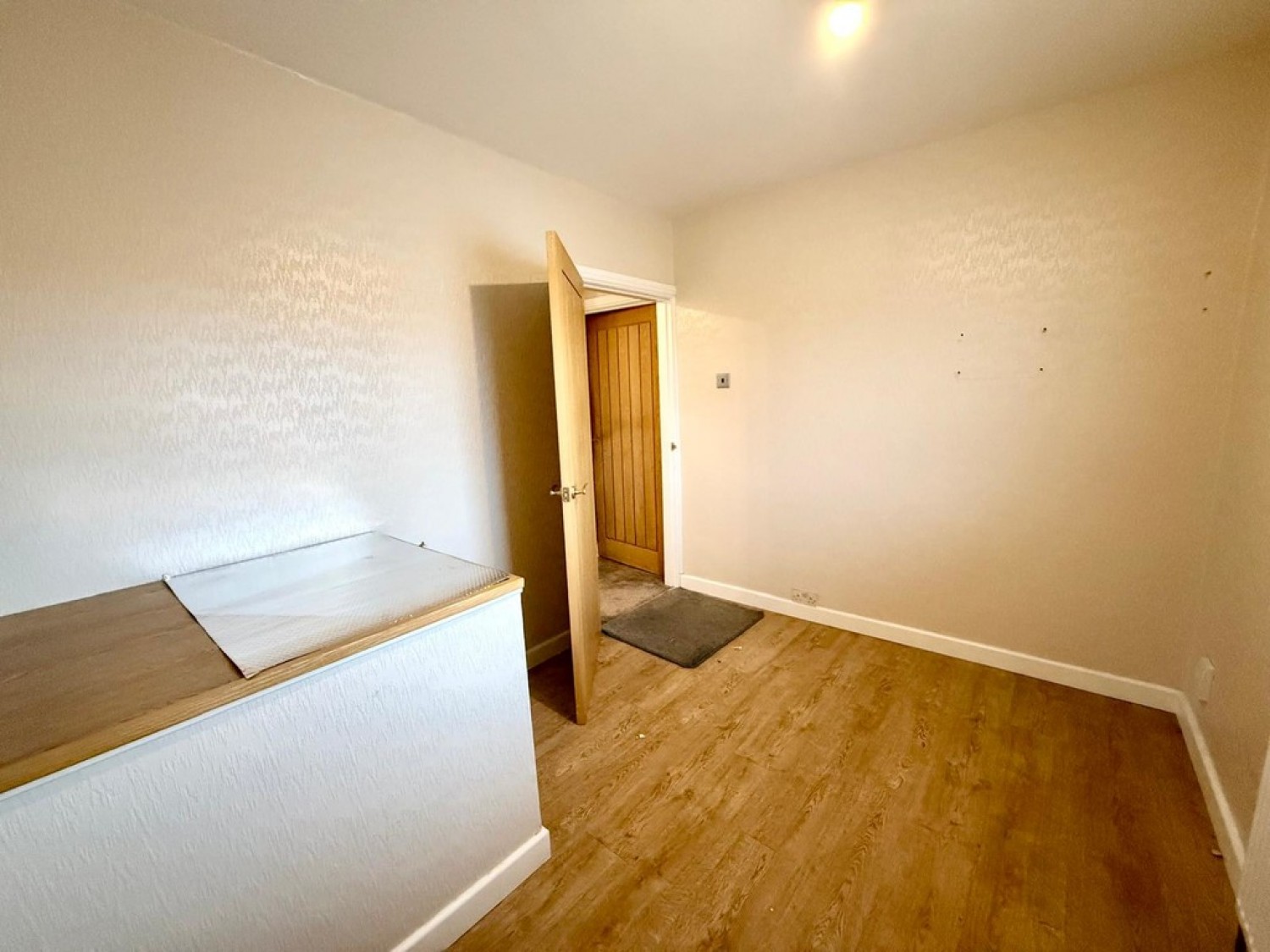 3 bedroom House in Mansfield Road, Sutton In Ashfield