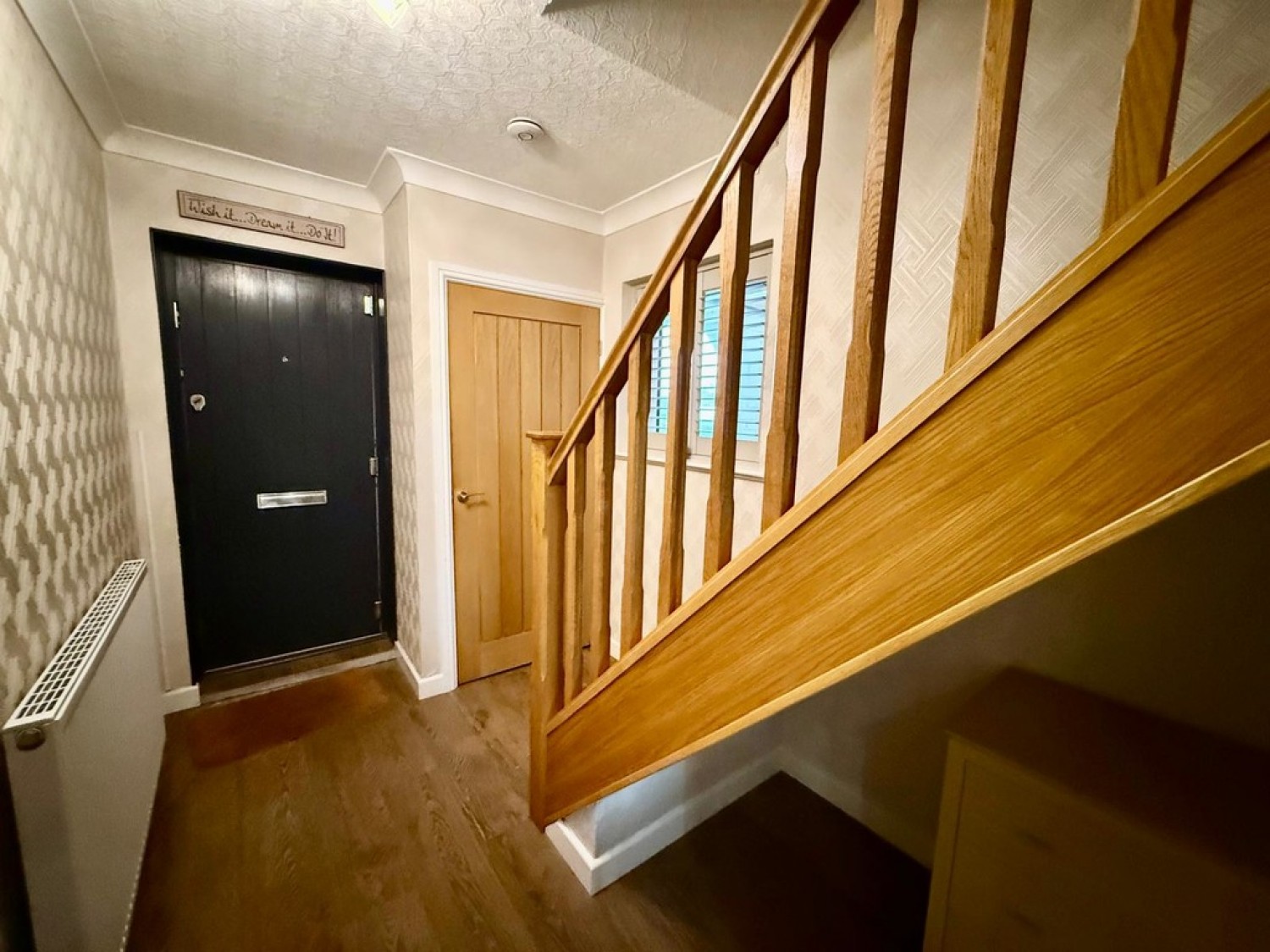 3 bedroom House in Mansfield Road, Sutton In Ashfield