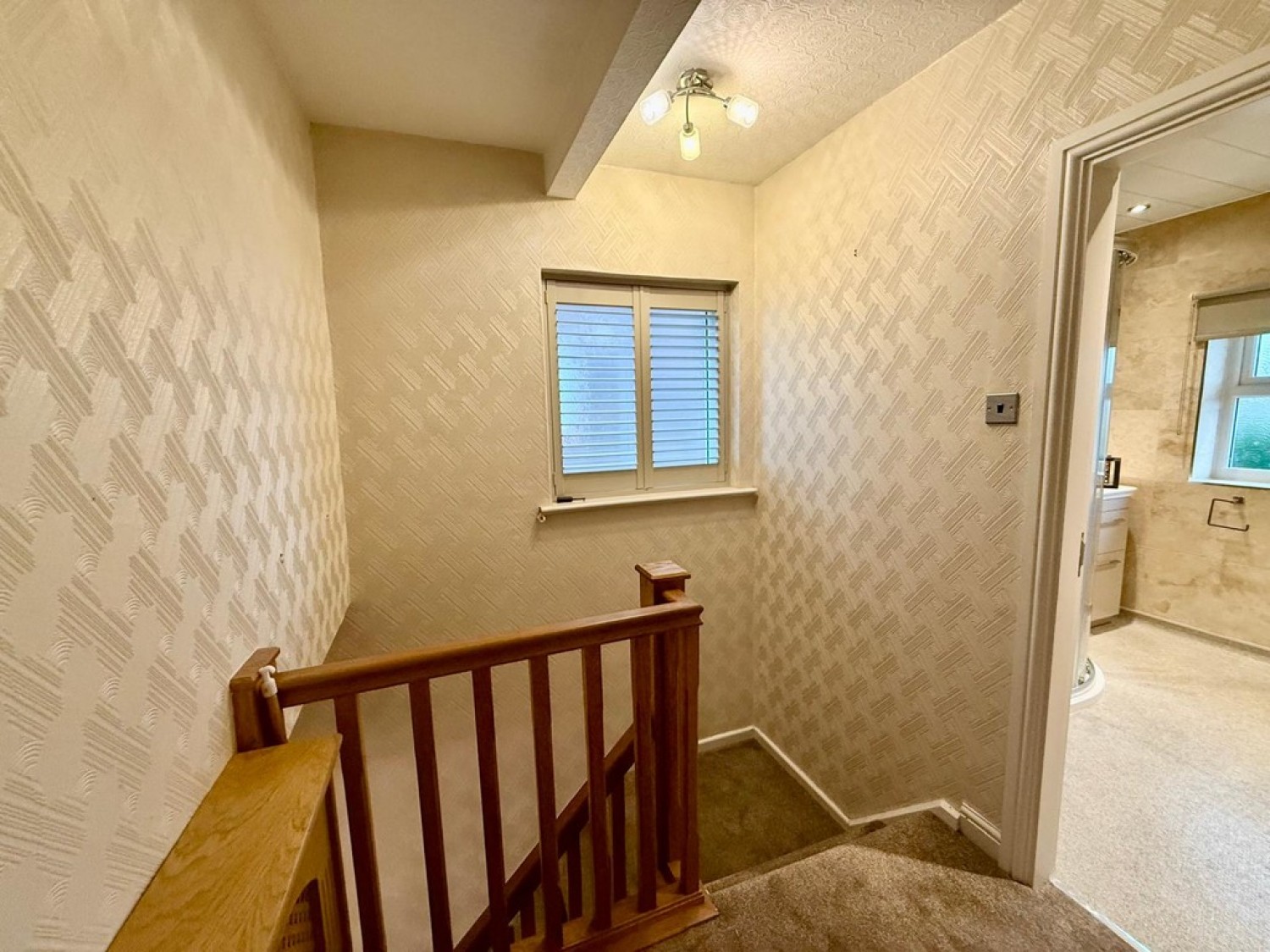 3 bedroom House in Mansfield Road, Sutton In Ashfield