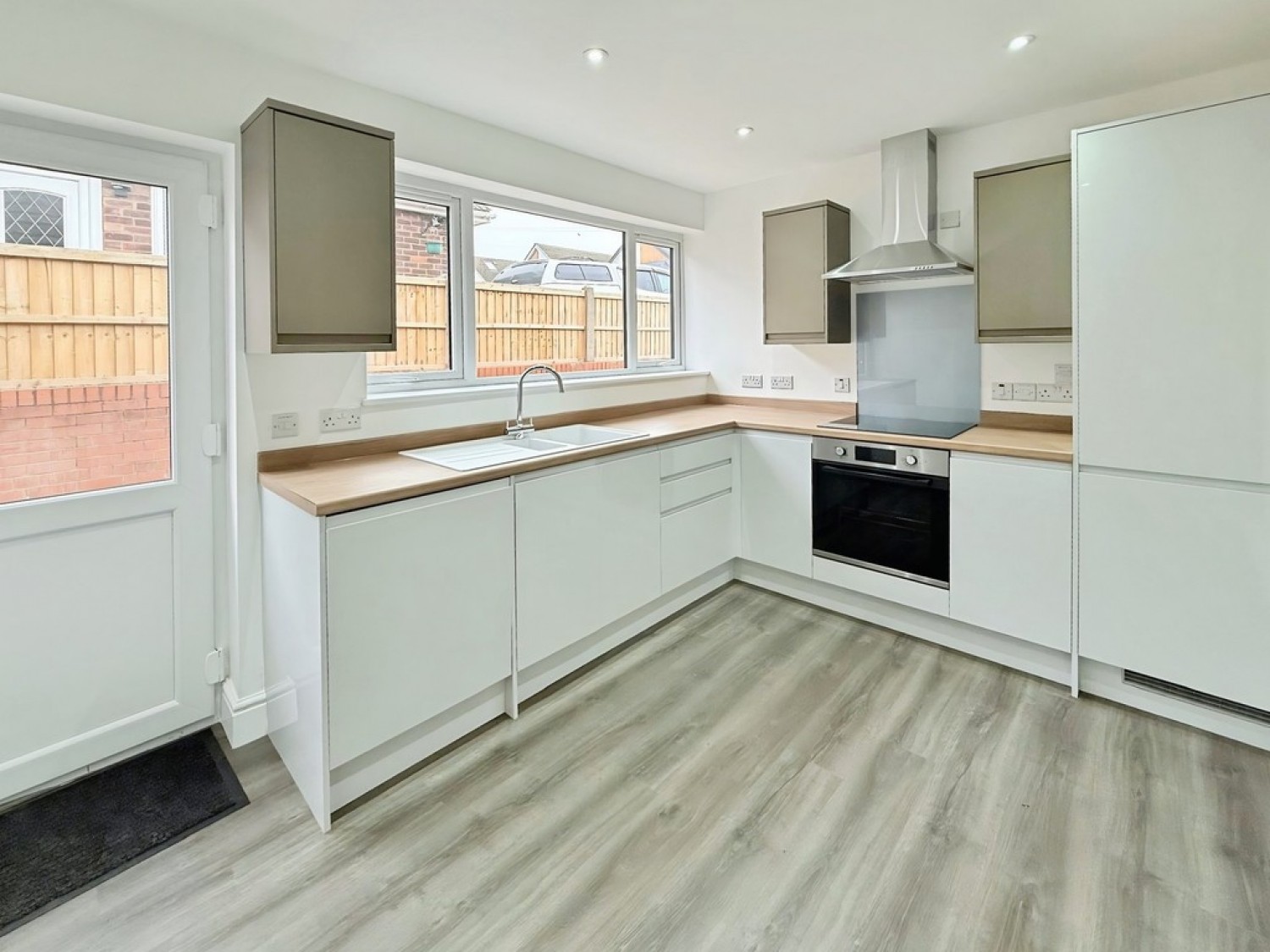 4 bedroom Bungalow for Sale Welwyn Avenue, Mansfield Woodhouse, Mansfield