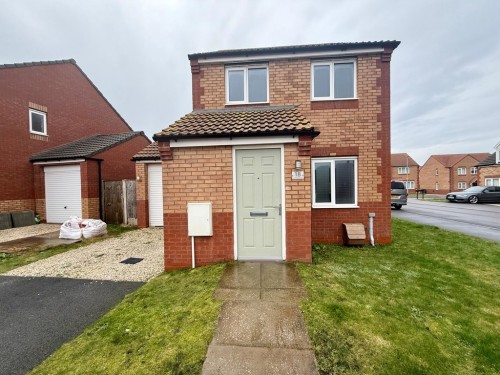 Canary Grove, New Ollerton