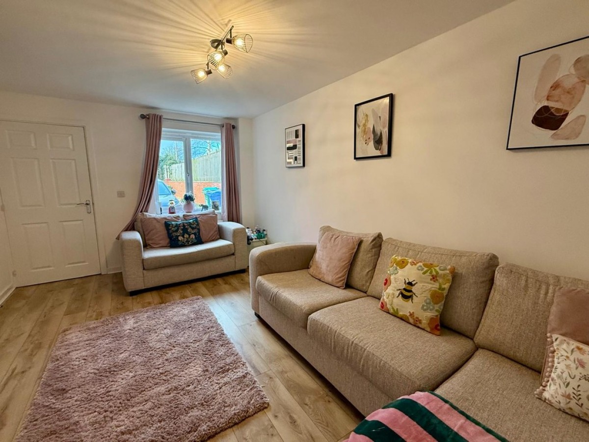 Mandalay Road, Pleasley