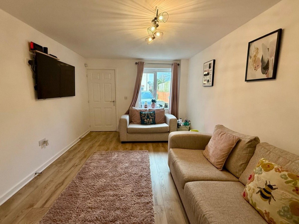 Mandalay Road, Pleasley