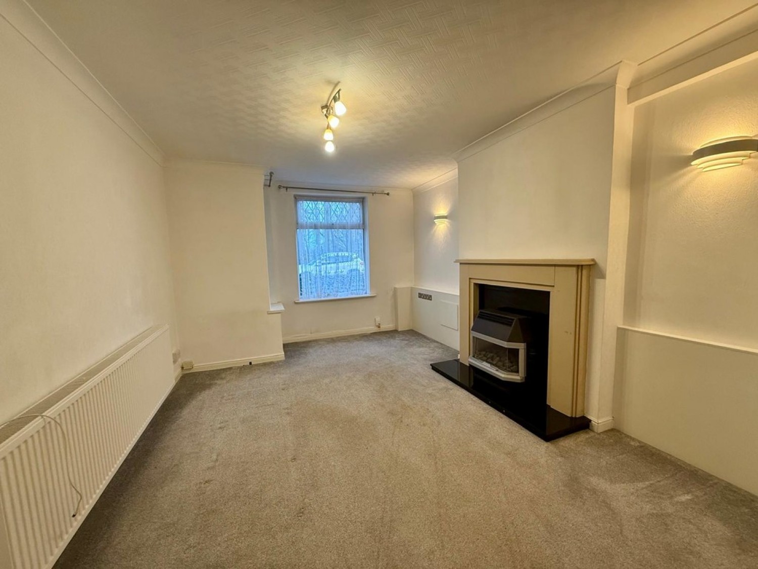 2 bedroom House in Westfield Lane, Mansfield, Nottinghamshire