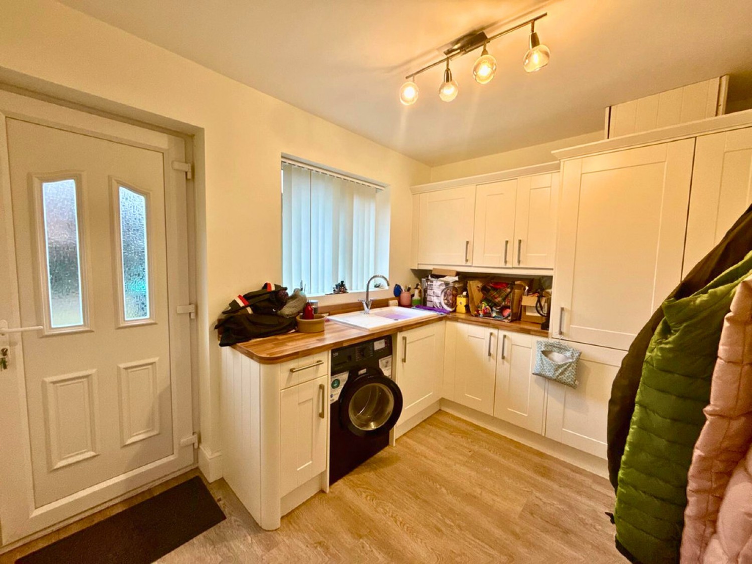 4 bedroom House in Meden Avenue, Warsop, Mansfield