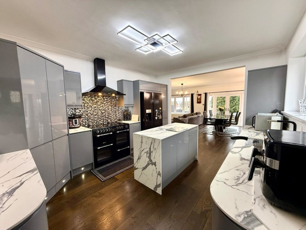 Riding Hill Avenue, Shirebrook, Mansfield