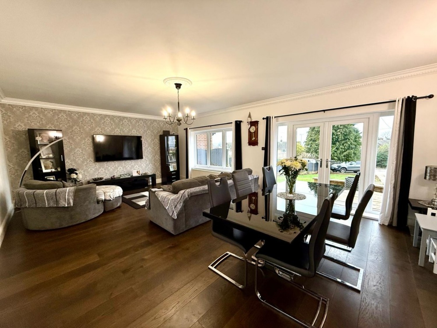 3 bedroom Bungalow in Riding Hill Avenue, Shirebrook, Mansfield