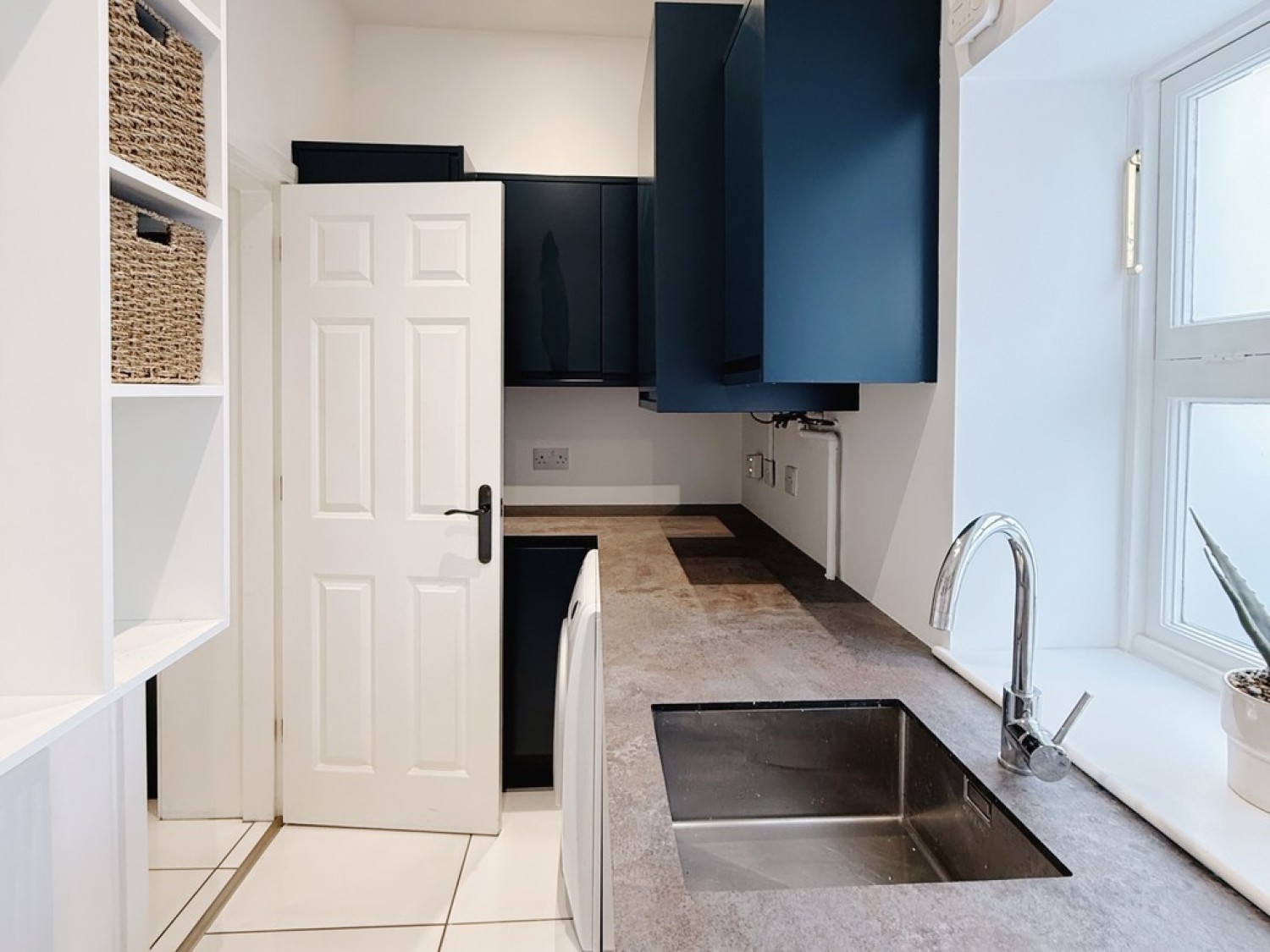 3 bedroom Flat in The Quadrangle, Mansfield, Nottinghamshire