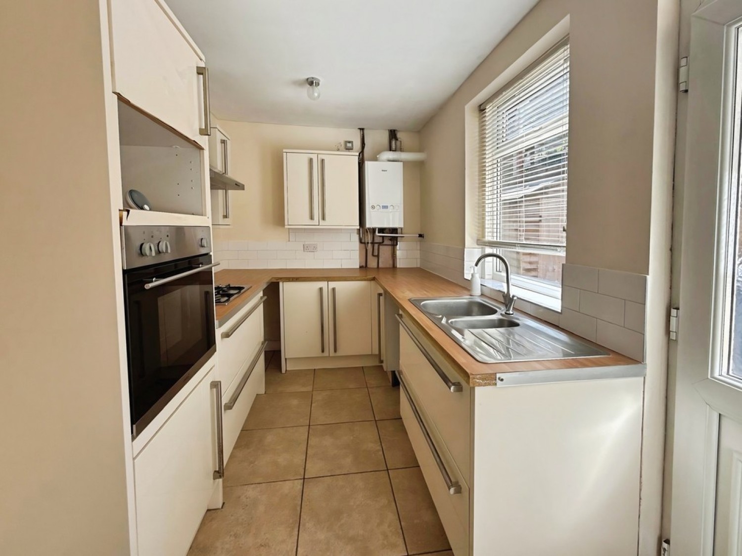 2 bedroom House for Sale Bolsover Street, Mansfield, Nottinghamshire