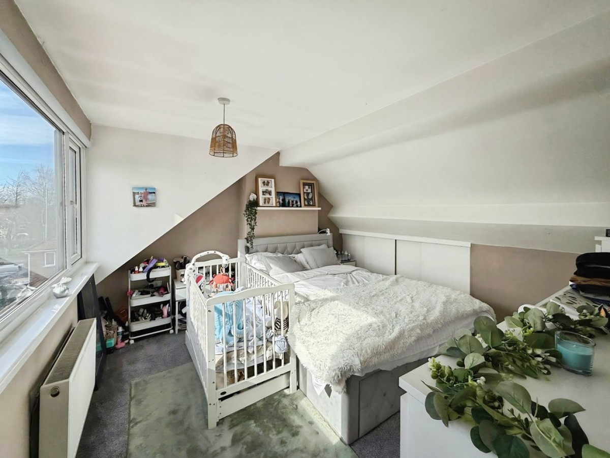 Louwil Avenue, Mansfield Woodhouse, Nottinghamshire