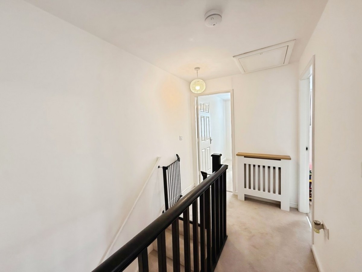 Swan Lane, New Ollerton,