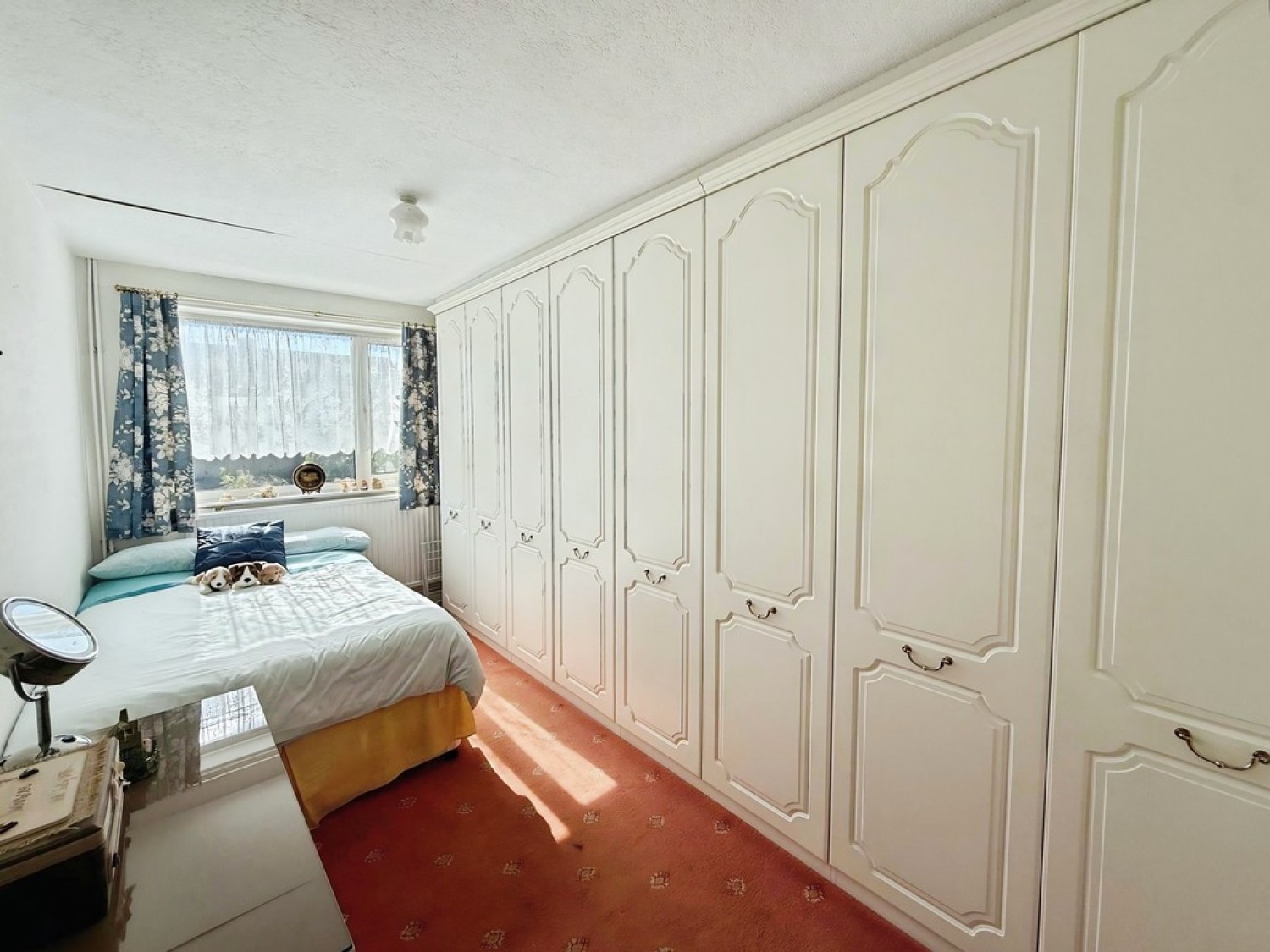 2 bedroom Bungalow for Auction Pavillion Gardens , New Houghton