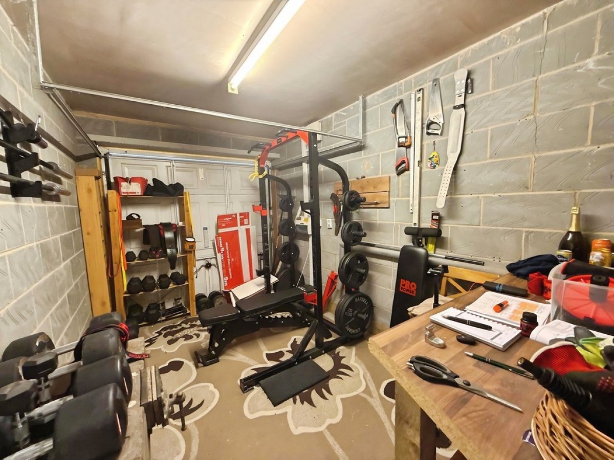 Hardwick View Close, New Houghton , Mansfield