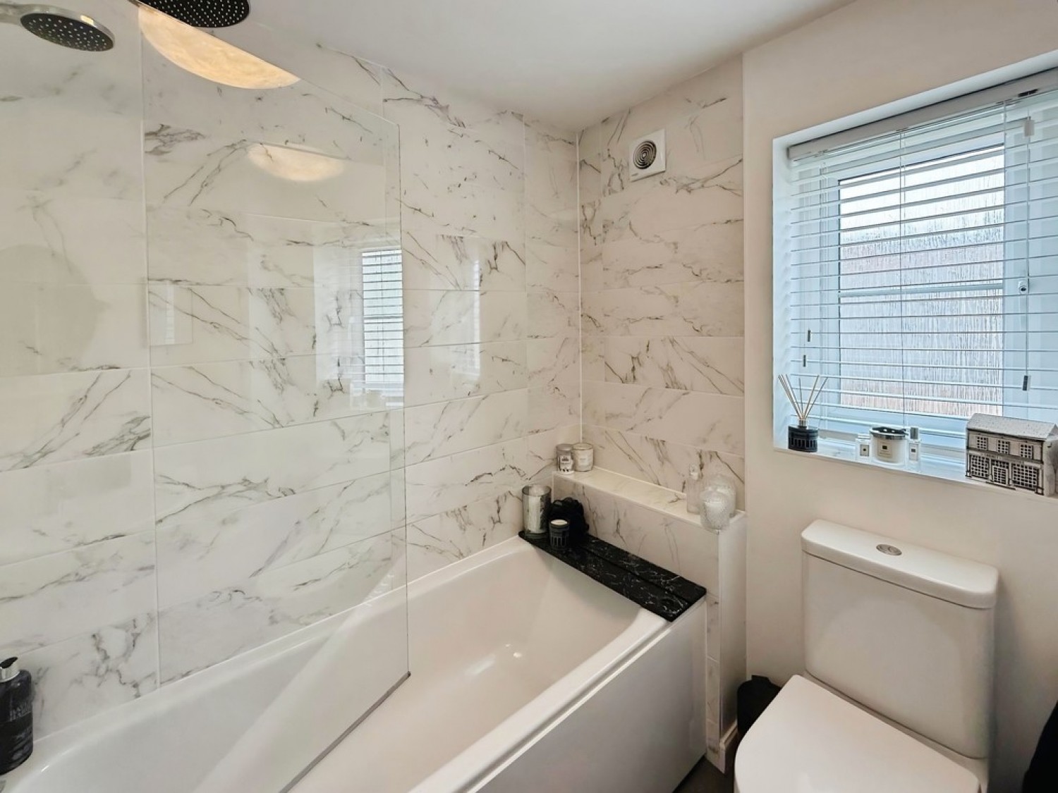 2 bedroom House for Sale Aylesbury Way, Forest Town, Mansfield