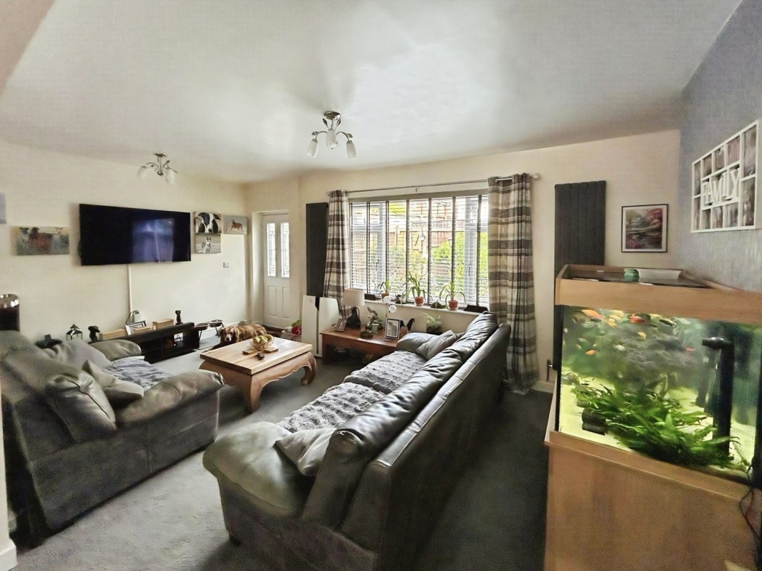 3 bedroom House for Sale Ninth Avenue, Forest Town, Mansfield