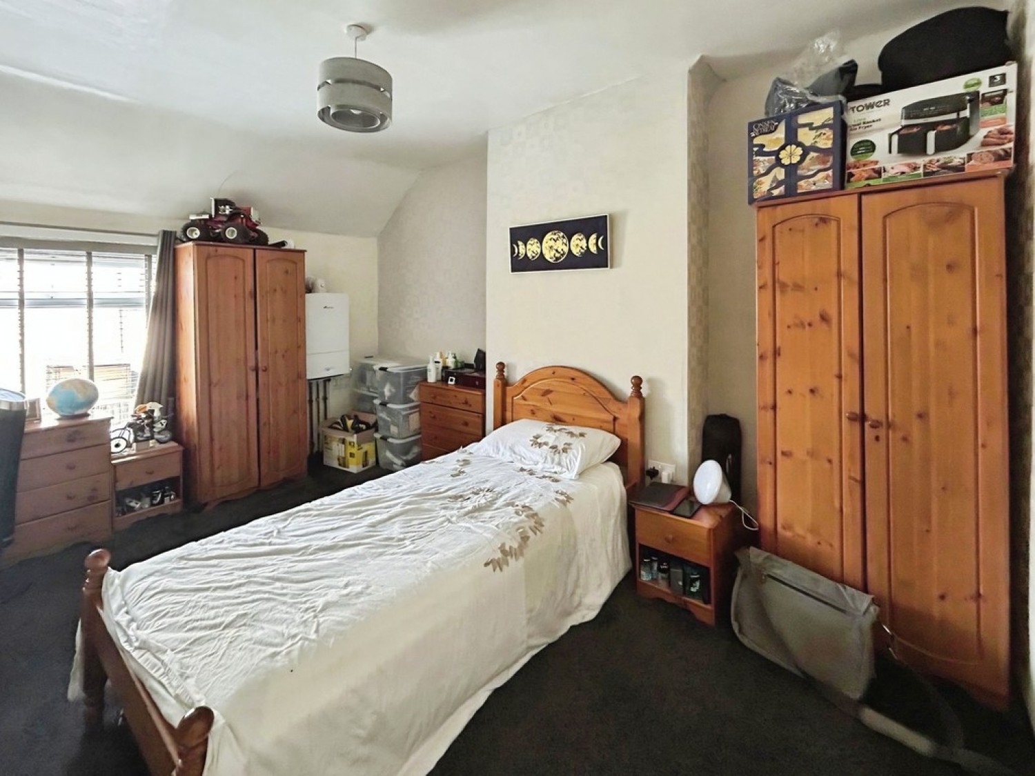 3 bedroom House for Sale Ninth Avenue, Forest Town, Mansfield