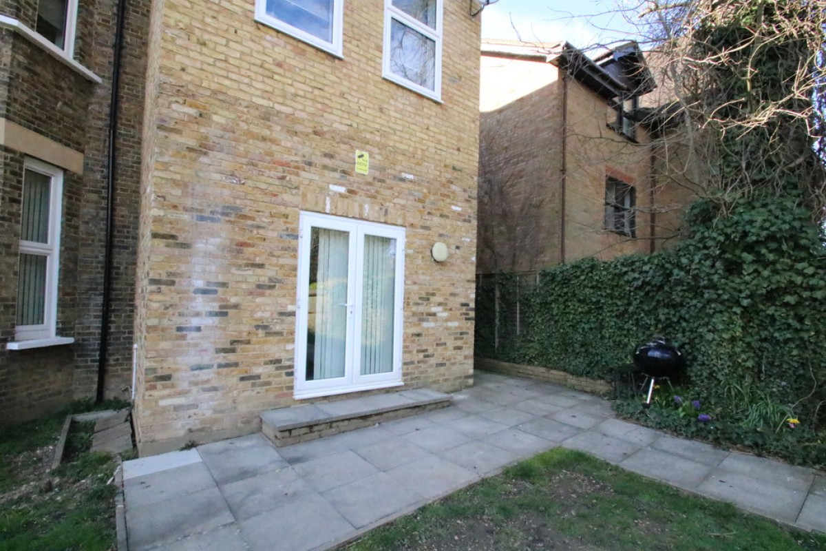 Birdhurst Rise, South Croydon