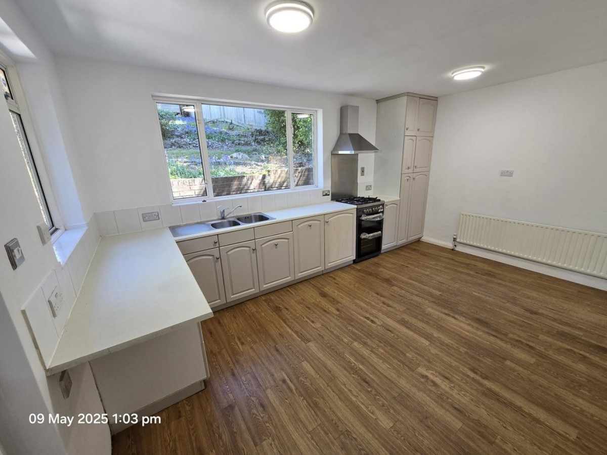 Haydn Avenue, Purley