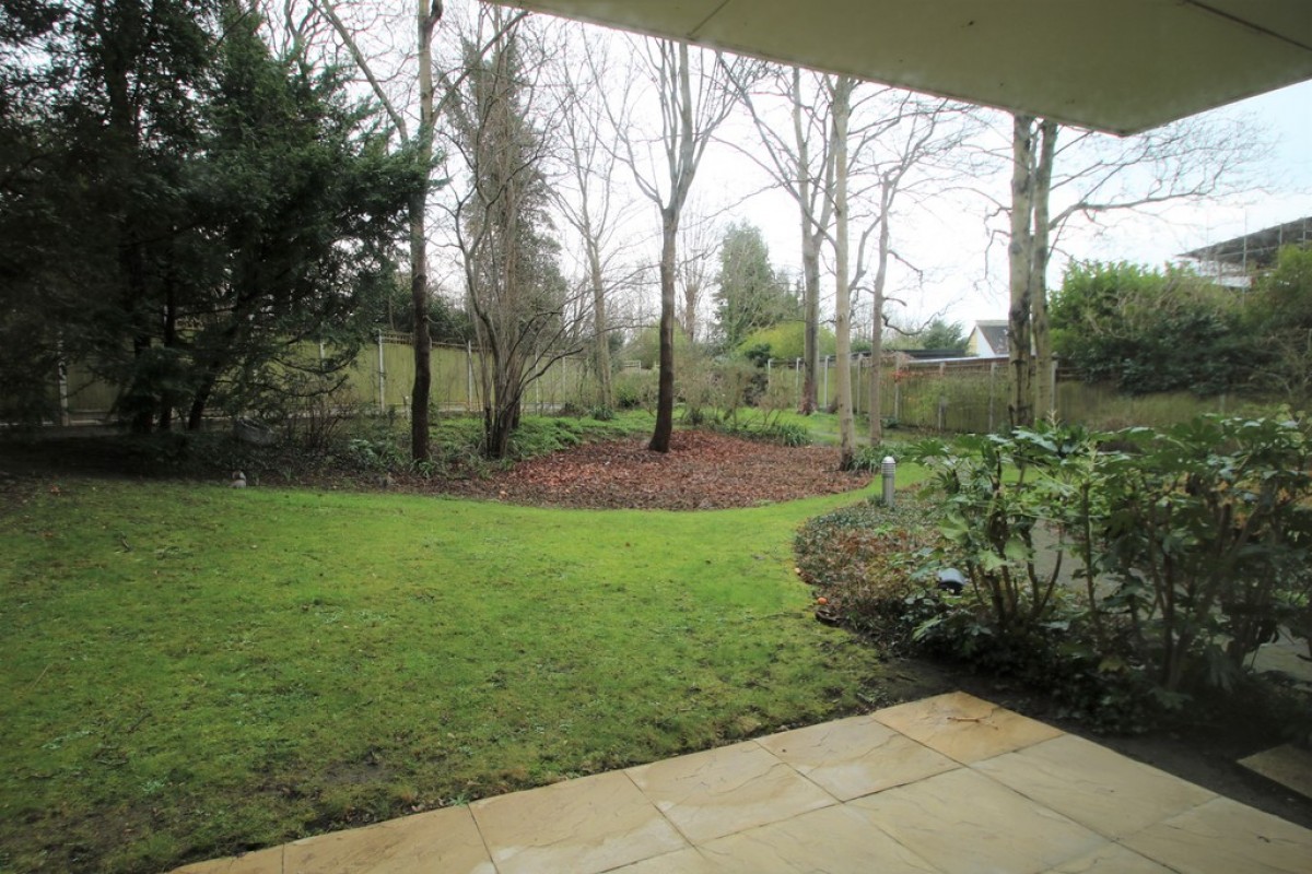 Sanderstead Road, South Croydon