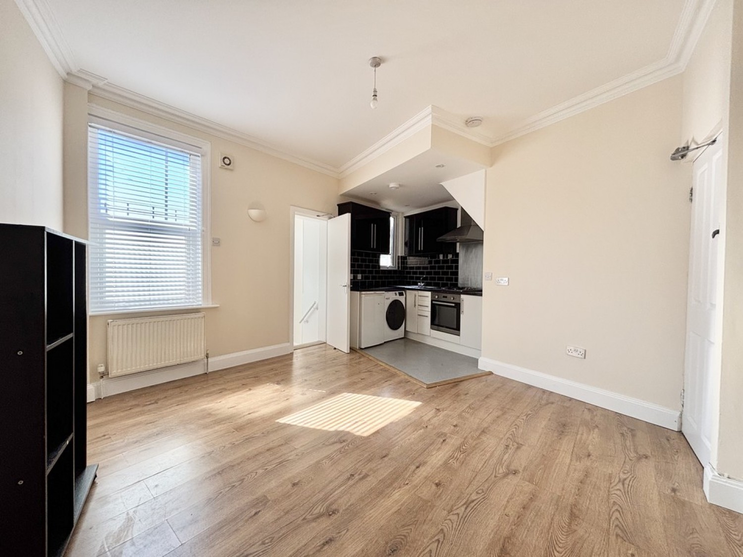 2 bedroom Flat for Letting Sussex Road, Croydon