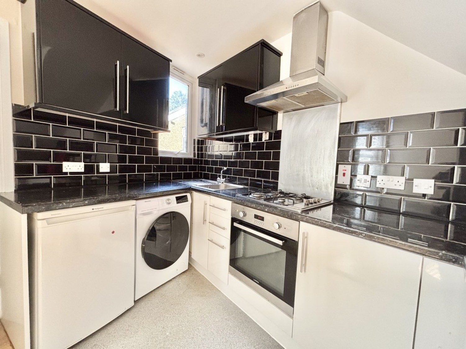 2 bedroom Flat for Letting Sussex Road, Croydon