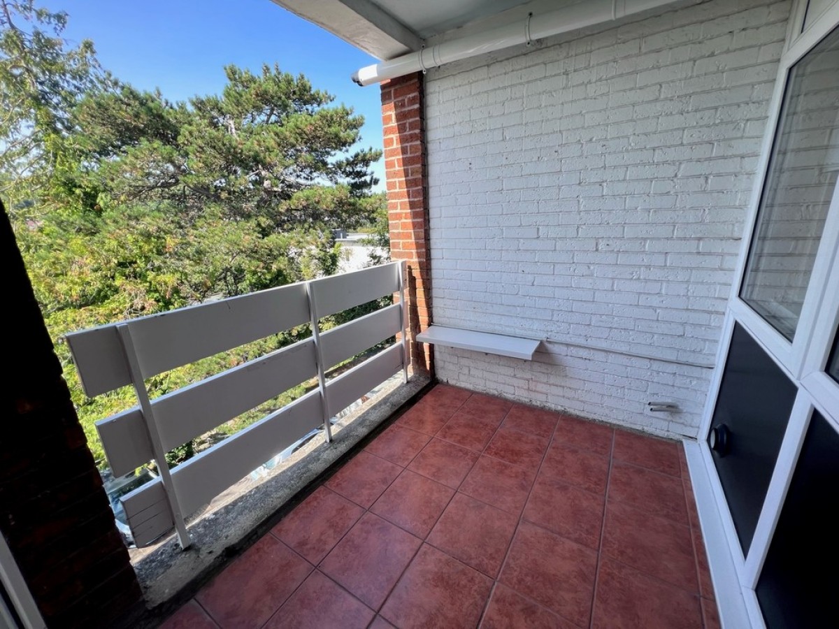 St James Road, Purley