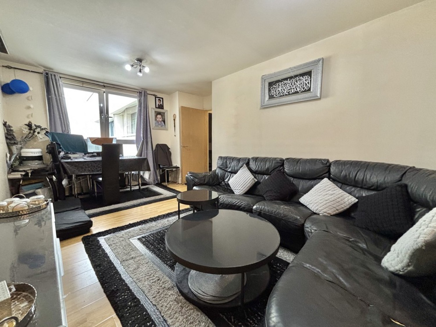 2 bedroom Flat for Letting London Road, Croydon