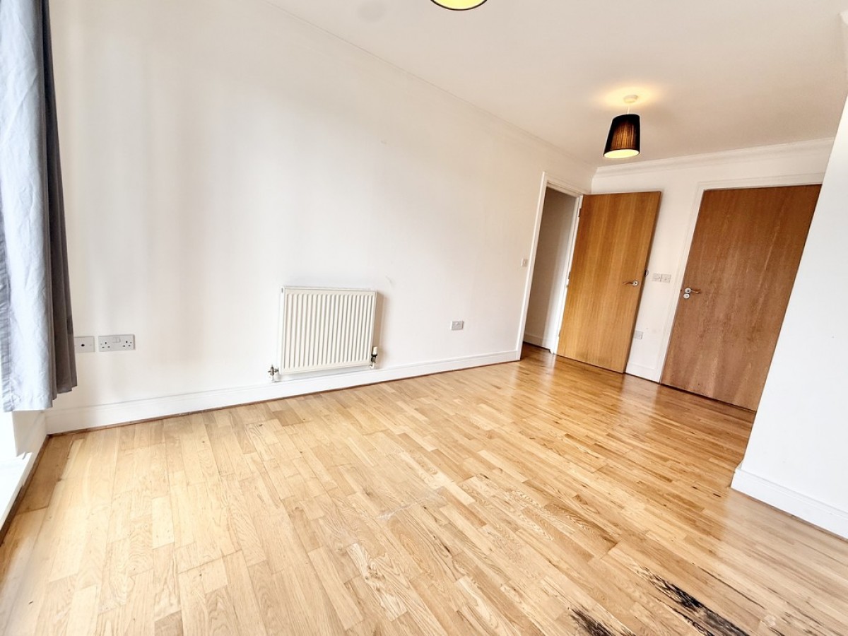Innova Court, Leslie Park Road