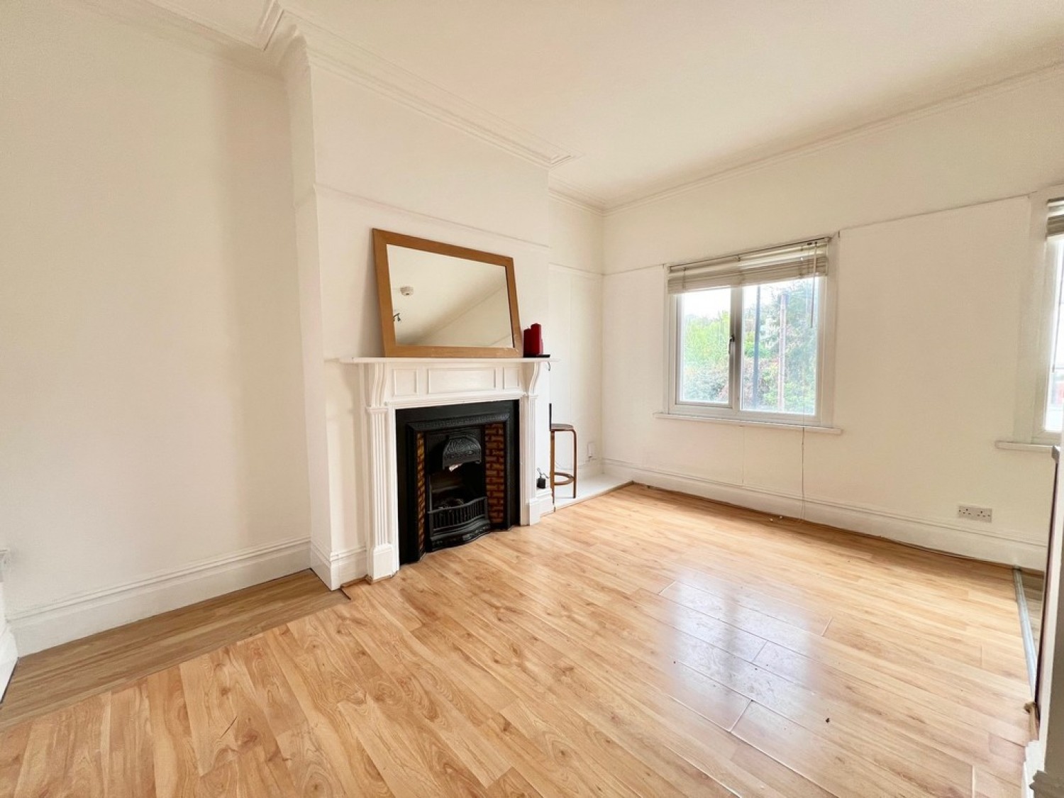 2 bedroom Flat for Letting Kendall Avenue, South Croydon