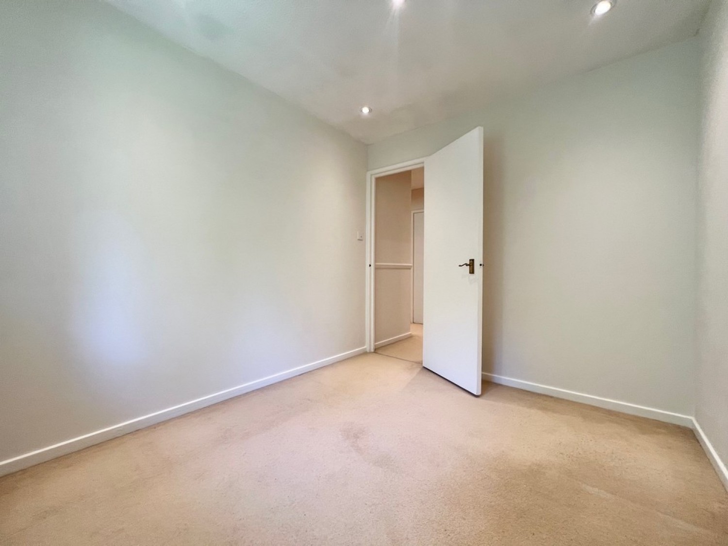 Wettern Close, Sanderstead, Surrey