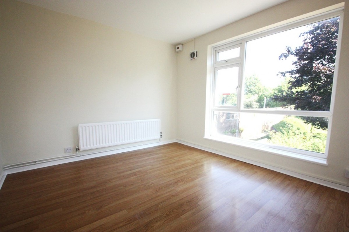 Holmbury Grove, Forestdale, Surrey