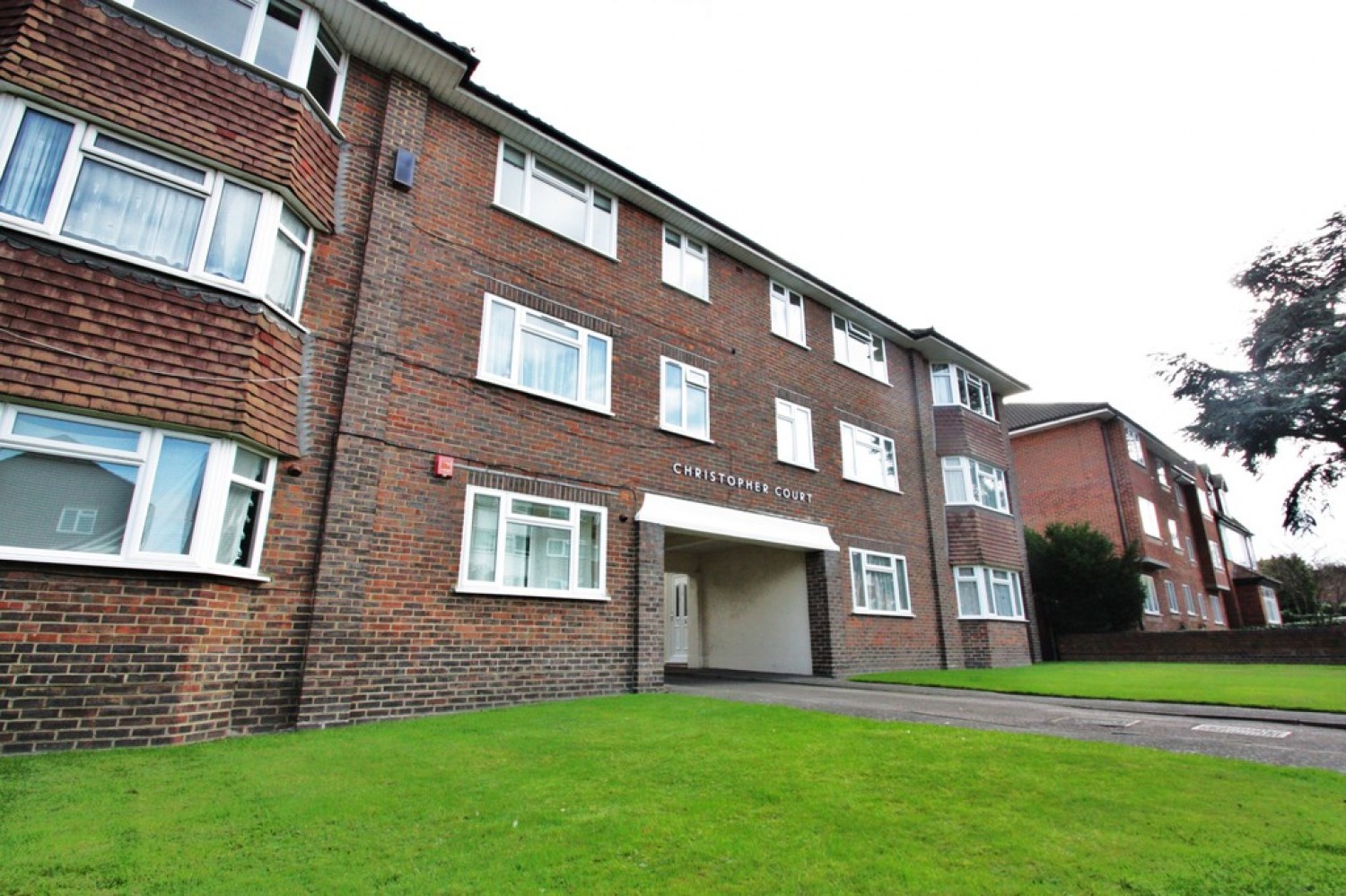 2 bedroom Flat for Letting Ashburton Road, East Croydon