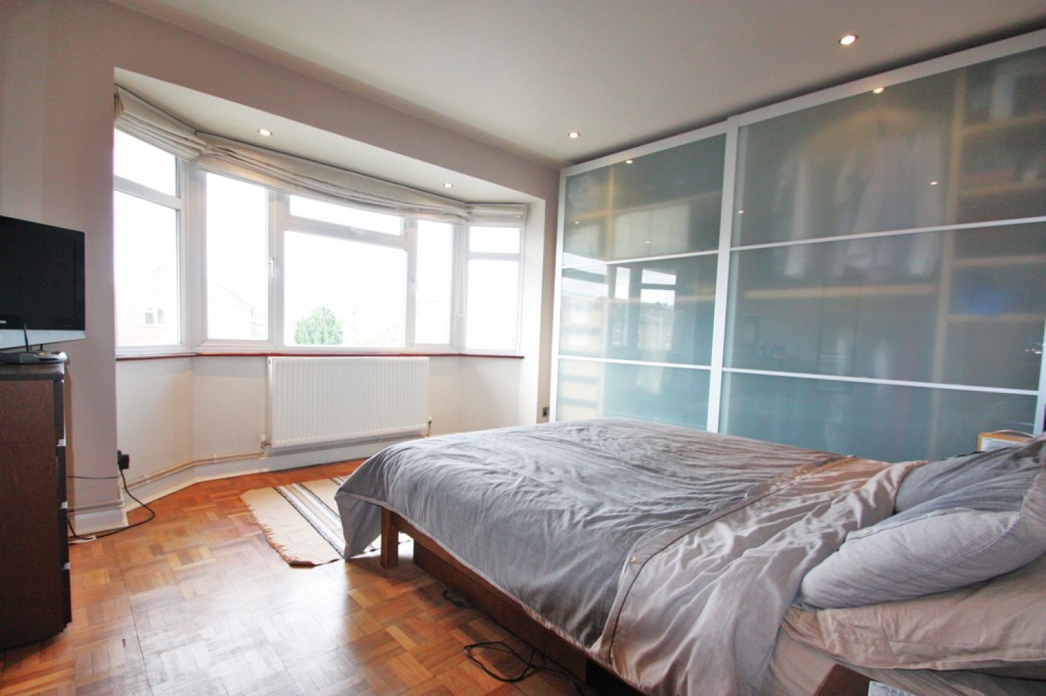 2 bedroom Flat for Letting Ashburton Road, East Croydon