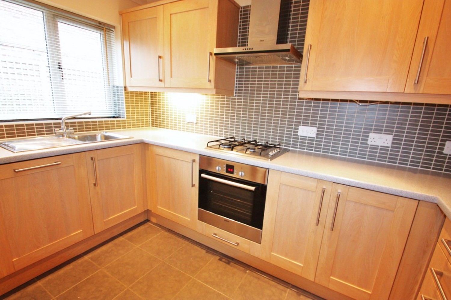 2 bedroom Flat for Letting Pampisford Road, South Croydon, Surrey