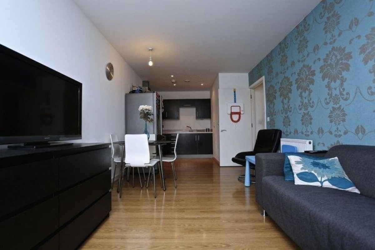 Whitestone Way, Croydon