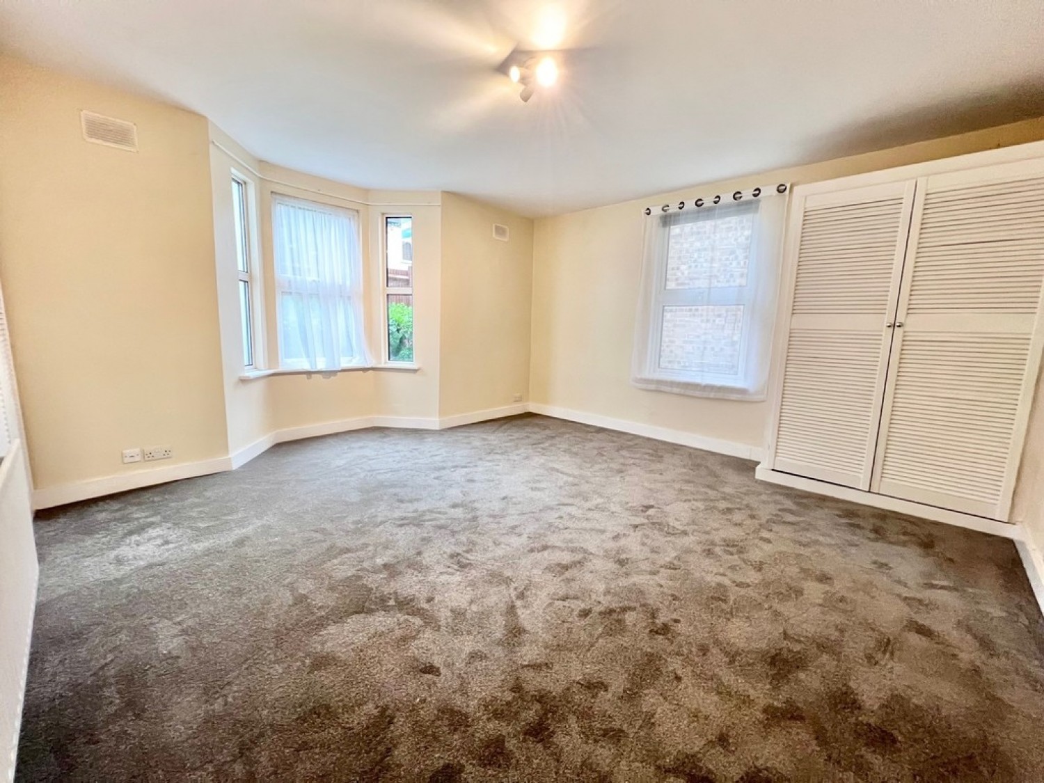 1 bedroom Flat for Letting Newark Road, South Croydon, Surrey