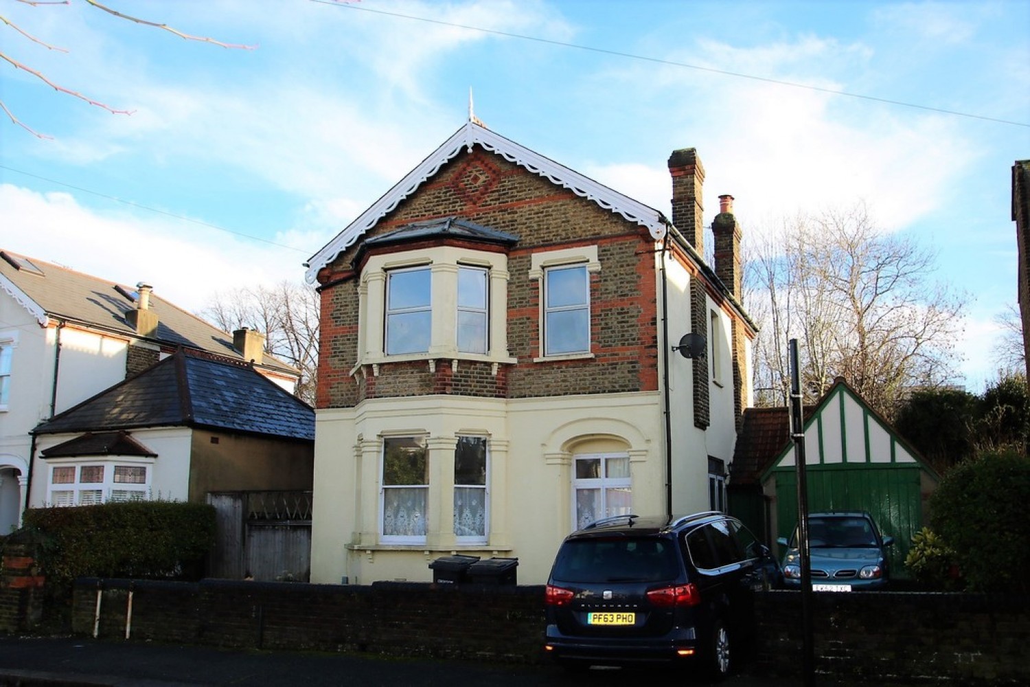 2 bedroom Flat for Letting Dornton Road, South Croydon