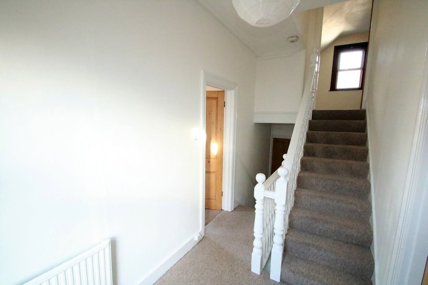 2 bedroom Flat for Letting Dornton Road, South Croydon