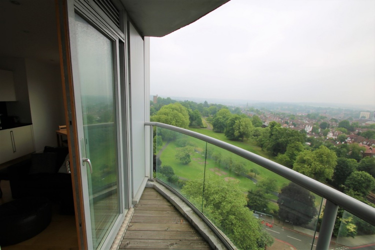 1 bedroom Flat for Letting Altyre Road, East Croydon, Surrey