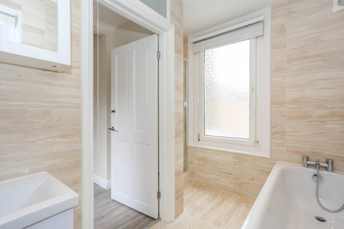 Coombe Avenue, Croydon