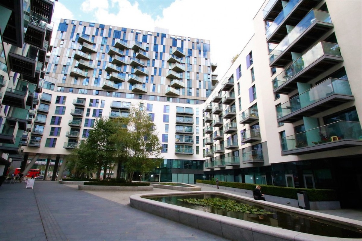 Saffron Square, East Croydon, Surrey