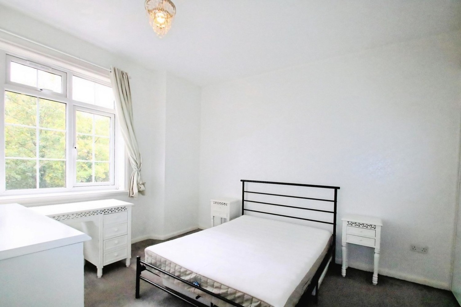 1 bedroom Flat for Letting Chatsworth Road, East Croydon